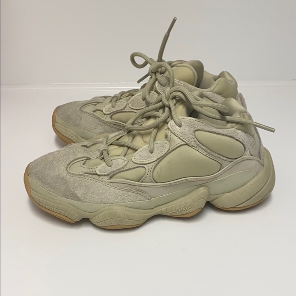 Adidas Yeezy 500 “Bone White” size 4.5